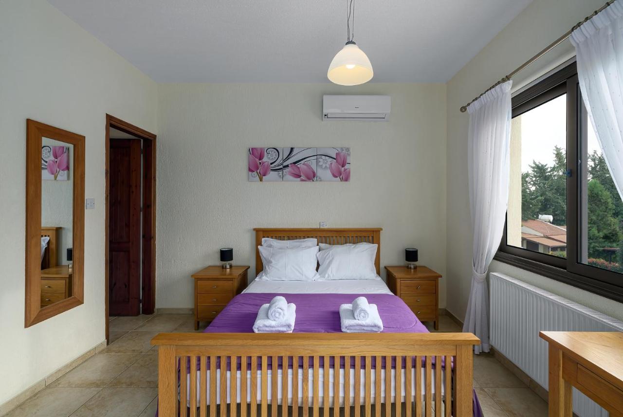 Villa Camelot By Ezoria Villas คอรัลเบย์ ภายนอก รูปภาพ